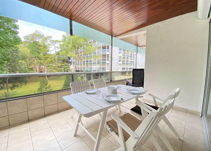 公寓 Calme Et Verdoyant: 2 Pieces, Terrasse, Parking, Proche Et Commerces - Fr-1-245-74 La Baule